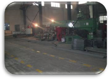 Nhà máy sản xuất cẩu tháp tại Trung - Cẩu Tháp Vận Thăng LIFTEC - Công Ty TNHH LIFTEC Việt Nam